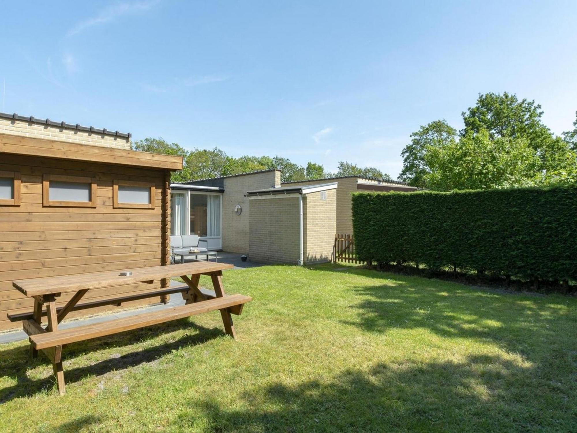 Contemporary Bungalow With Garden Sint Maartensvlotbrug Luaran gambar